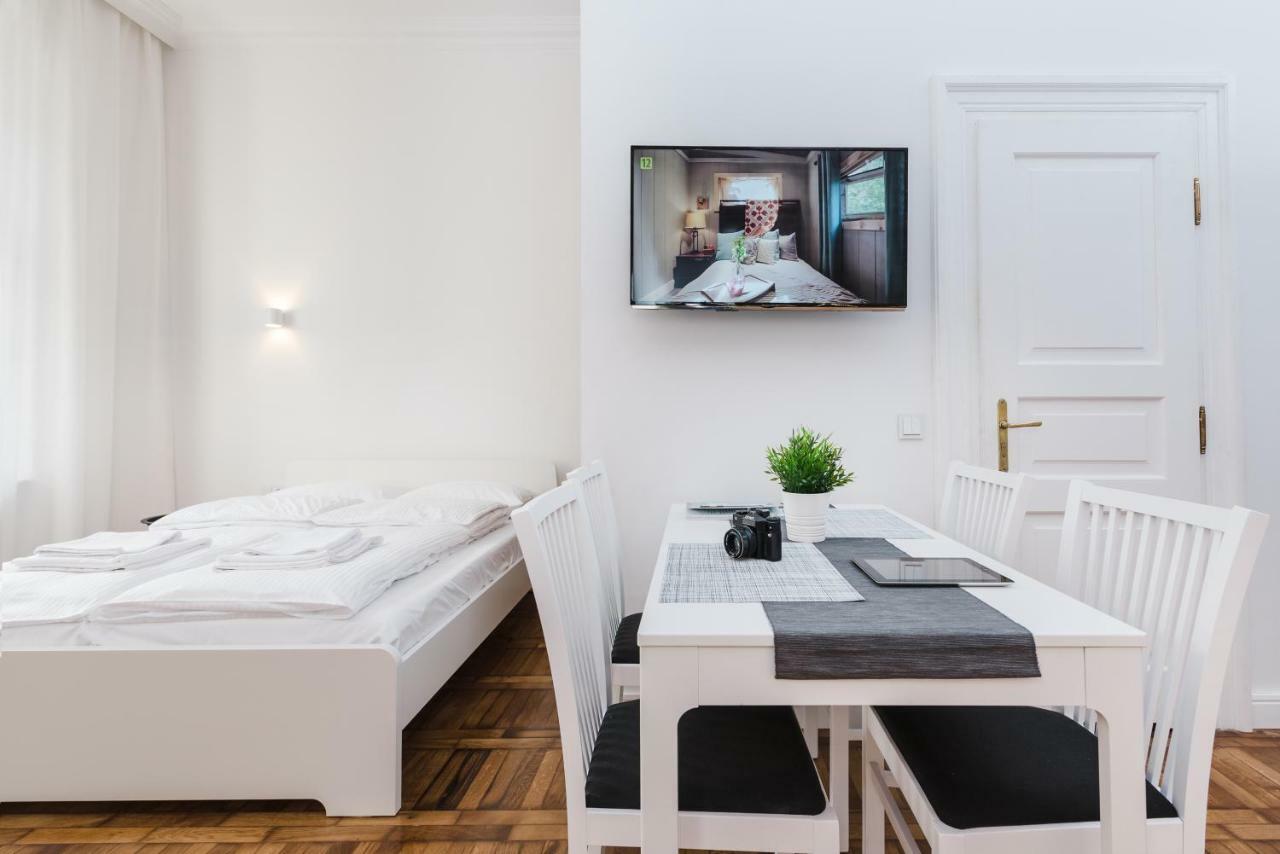 Old Time Apartments Krakow Ngoại thất bức ảnh