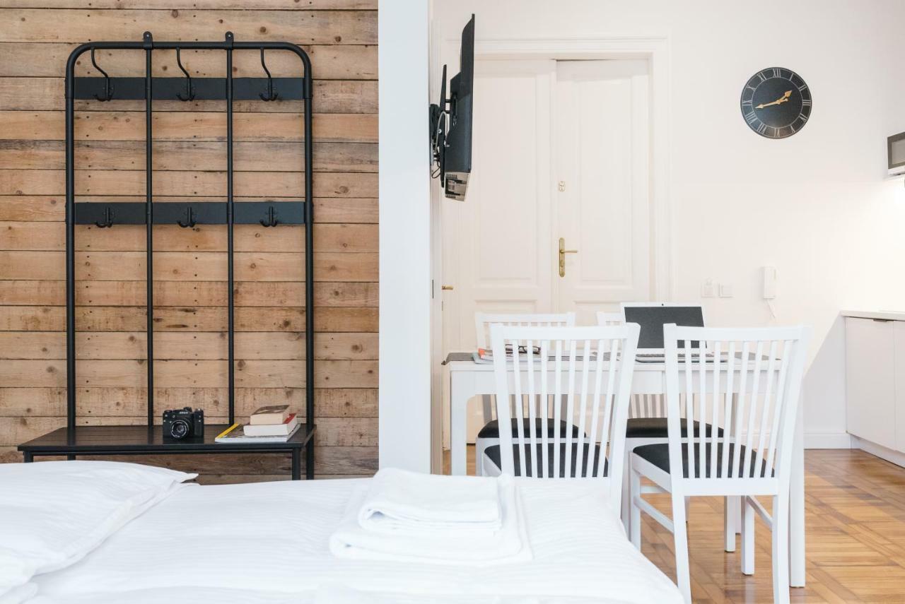 Old Time Apartments Krakow Ngoại thất bức ảnh