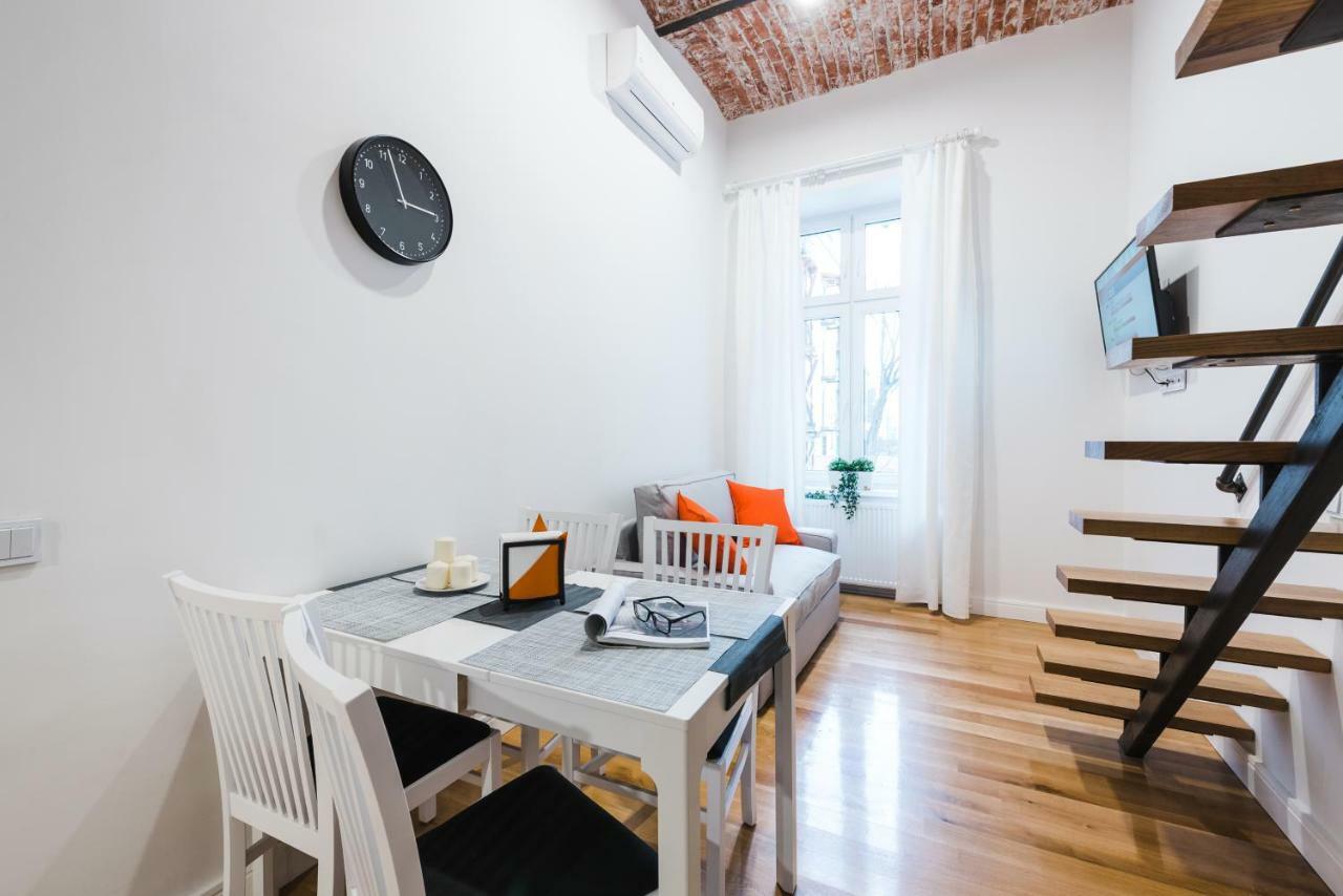 Old Time Apartments Krakow Ngoại thất bức ảnh