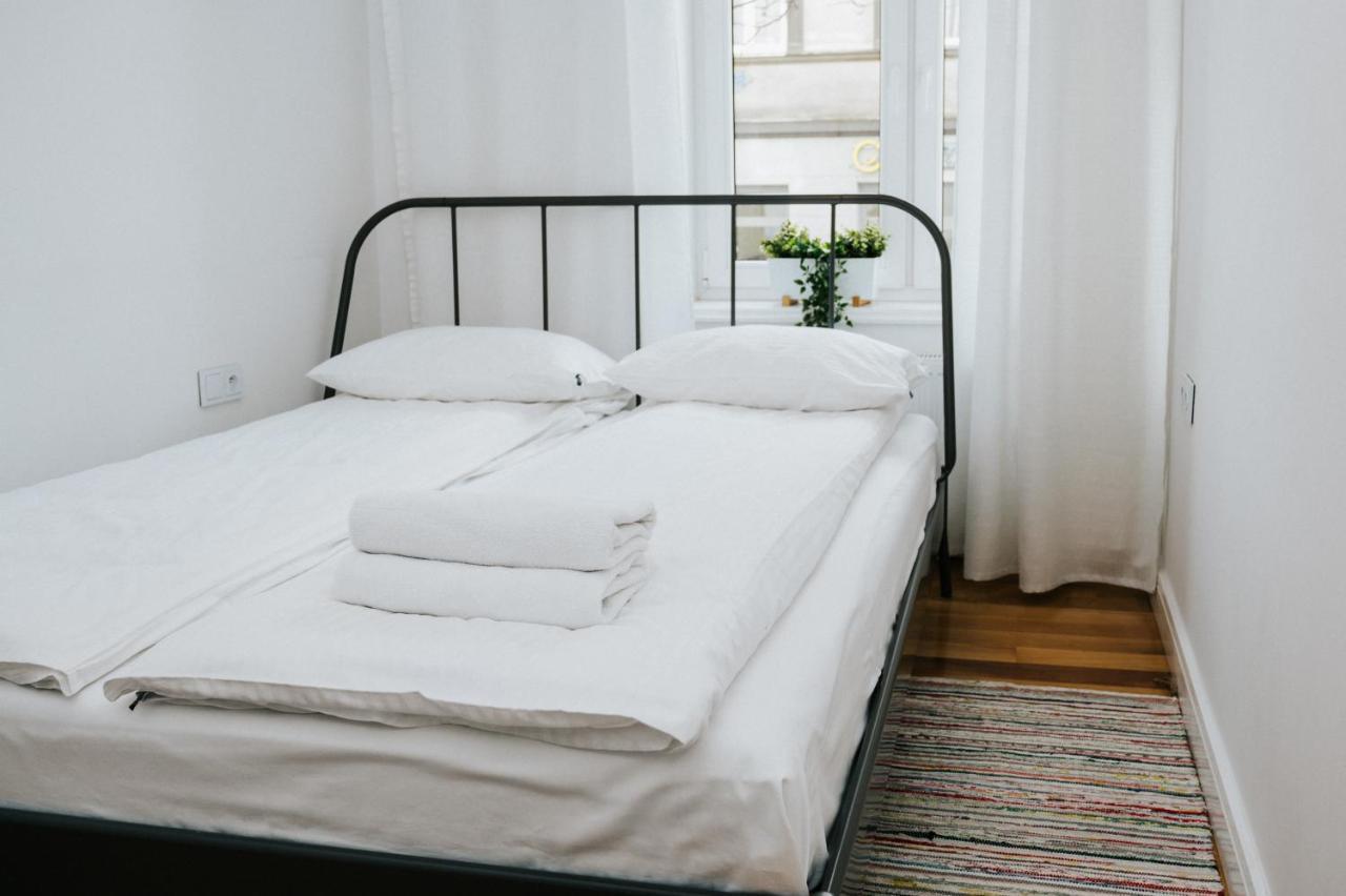 Old Time Apartments Krakow Ngoại thất bức ảnh